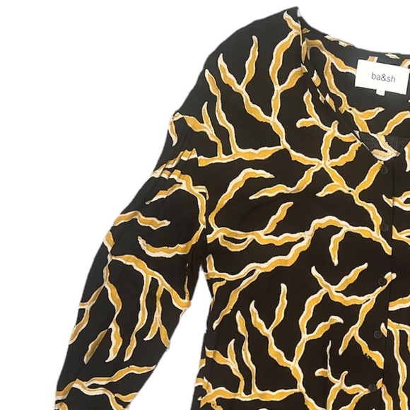 Ba+Sh Clea Printed Button Front Blouse - Picture 4 of 10